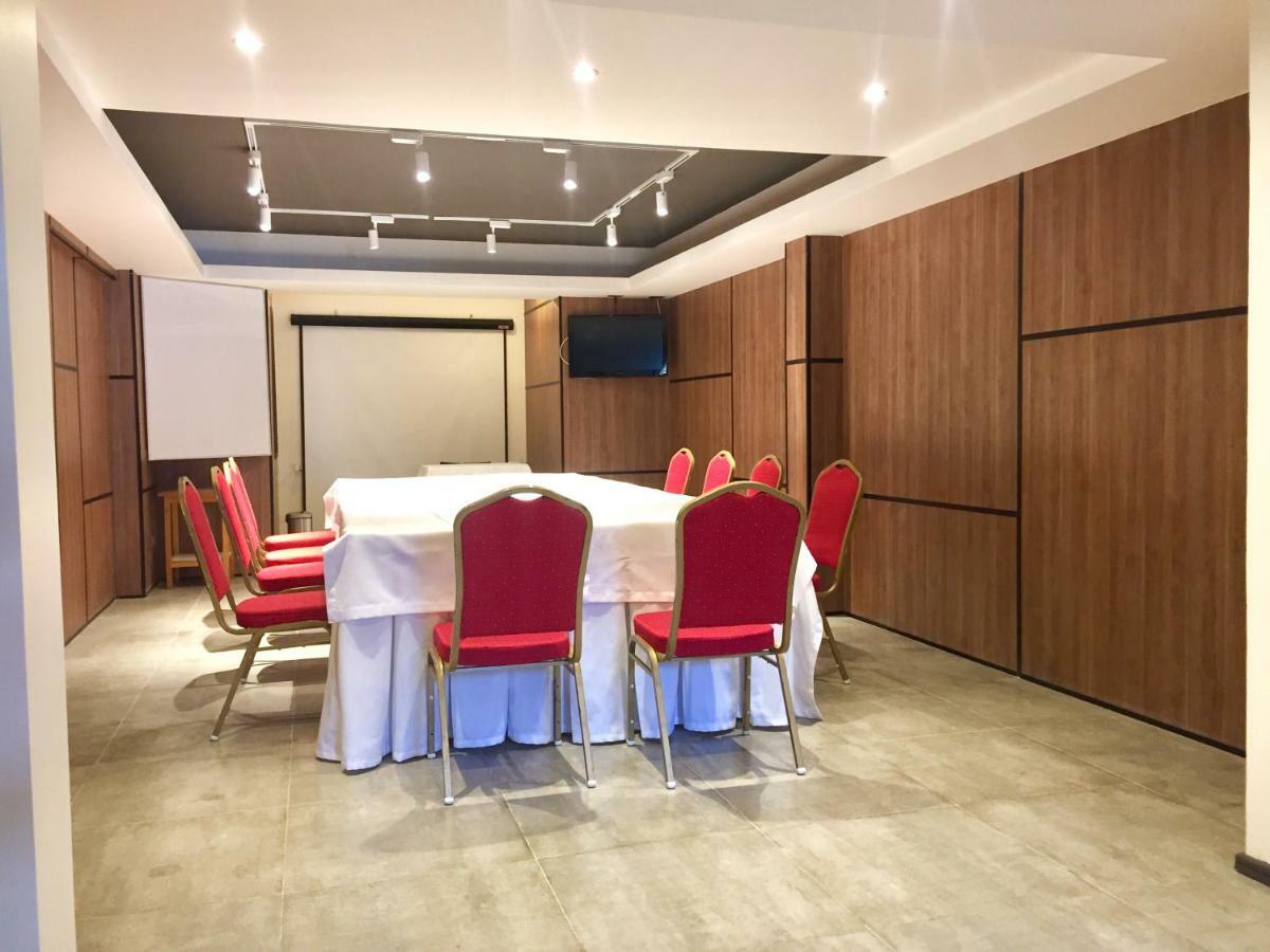 Ku Hotel Turismo Temuco Luaran gambar